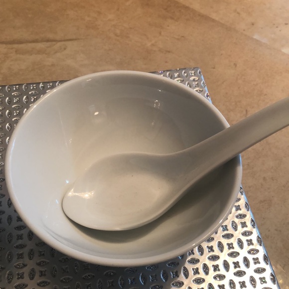 Japanese 4 piece place setting by Canton Express - Picture 6 of 10